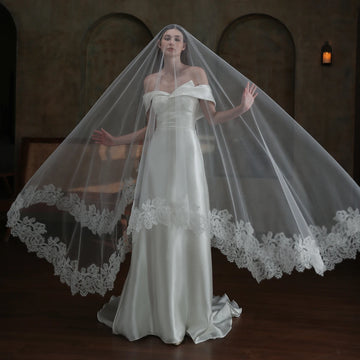 V863 Luxury Royal Wedding Bridal Cathedral Veil One-Layer Lace Appliqued White Long Brides Handmade Women Headdress Veil