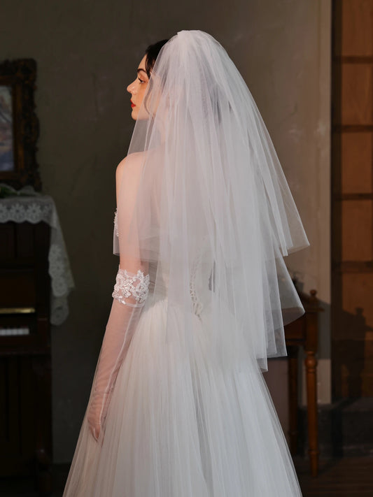 V525 Puffy White Short Wedding Dress Double Layer Bridal Headscarf with Face Covering Comb for Wedding Ceremony Accessory