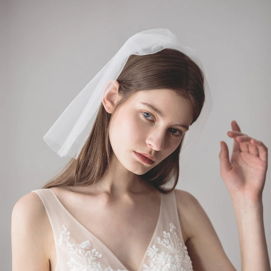 V612 White Short Wedding Bridal Veil Two-Layer Plain Tulle Cut Edge Bride to Be Veil Women Handmade Headdress Veil