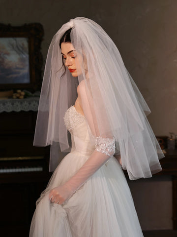 V525 Puffy White Short Wedding Dress Double Layer Bridal Headscarf with Face Covering Comb for Wedding Ceremony Accessory